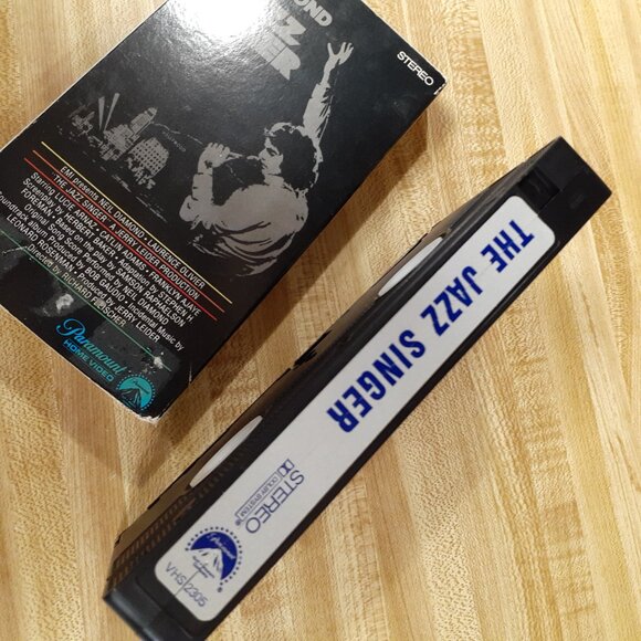 The Jazz Singer 1980 VHS Neil Diamond Laurence Olivier Vintage EMI Cult Music - Picture 10 of 10